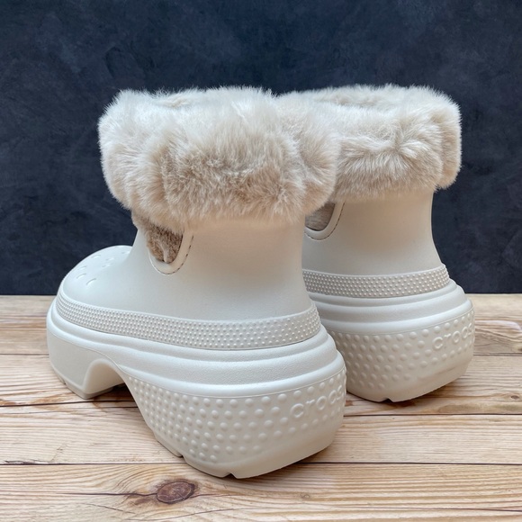 Crocs Stomp Lined Boot - Picture 9 of 16